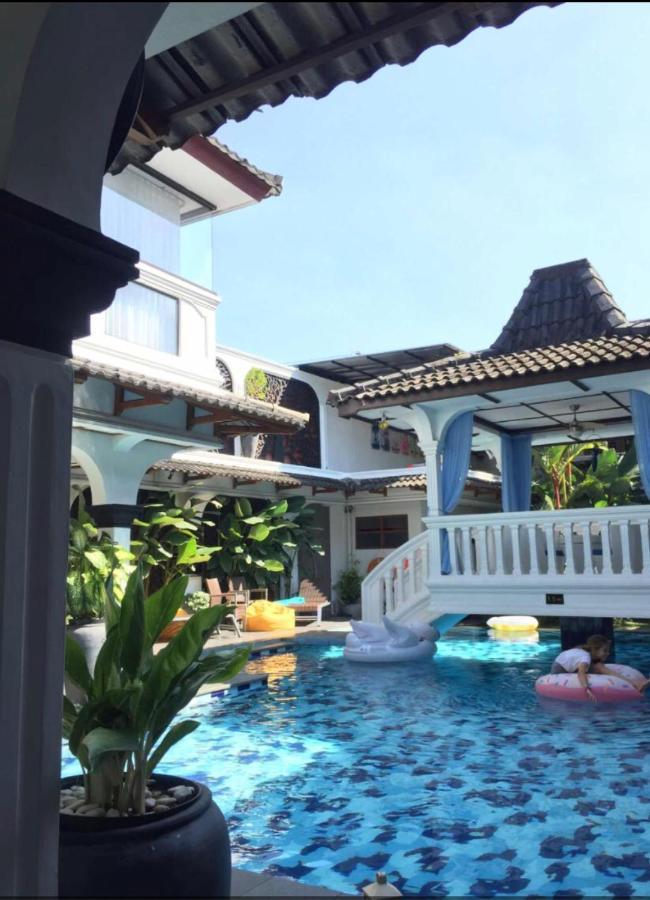 Raintree Boutique Villa & Gallery Yogyakarta Kültér fotó