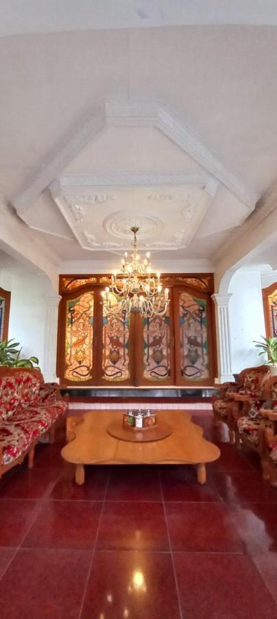 Raintree Boutique Villa & Gallery Yogyakarta Kültér fotó